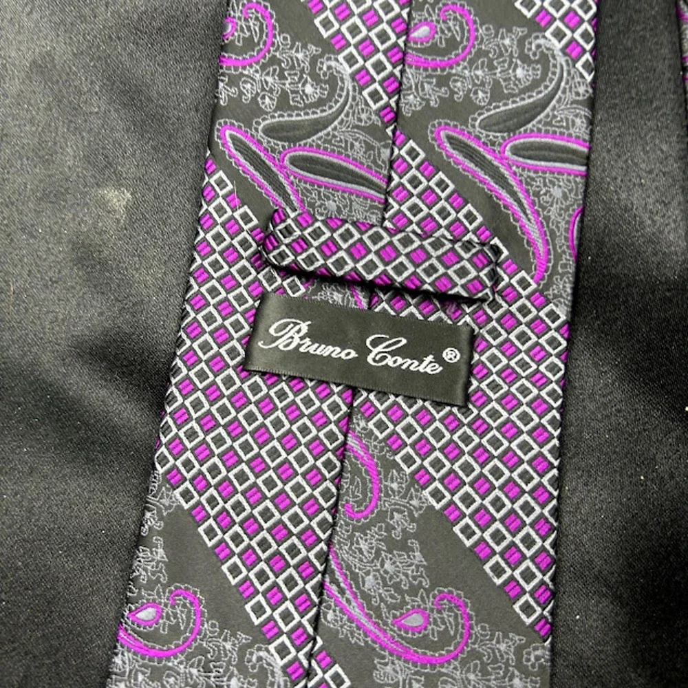 Bruno Conte Purple Grey Black 100% Polyester Men's Necktie Classic Pattern